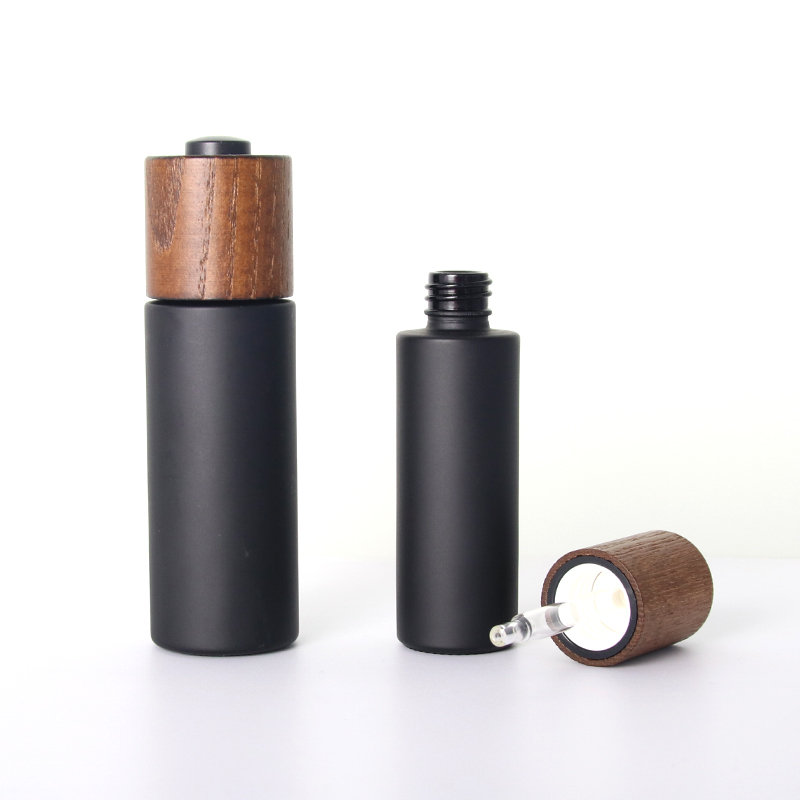 15, 30, 60, 120 ml kosmetische Lotion-Pumpglasflaschen mit schwarzem Bambusdeckel